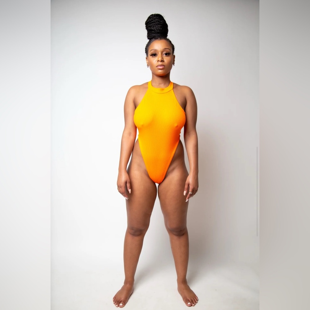KE exclusive Sleeveless Style Bodysuit Vibrant Orange Women's